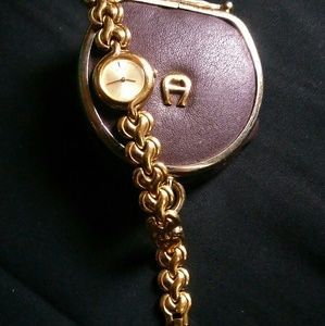 Beautiful Vintage 80's Woman's Seiko Gold Watch